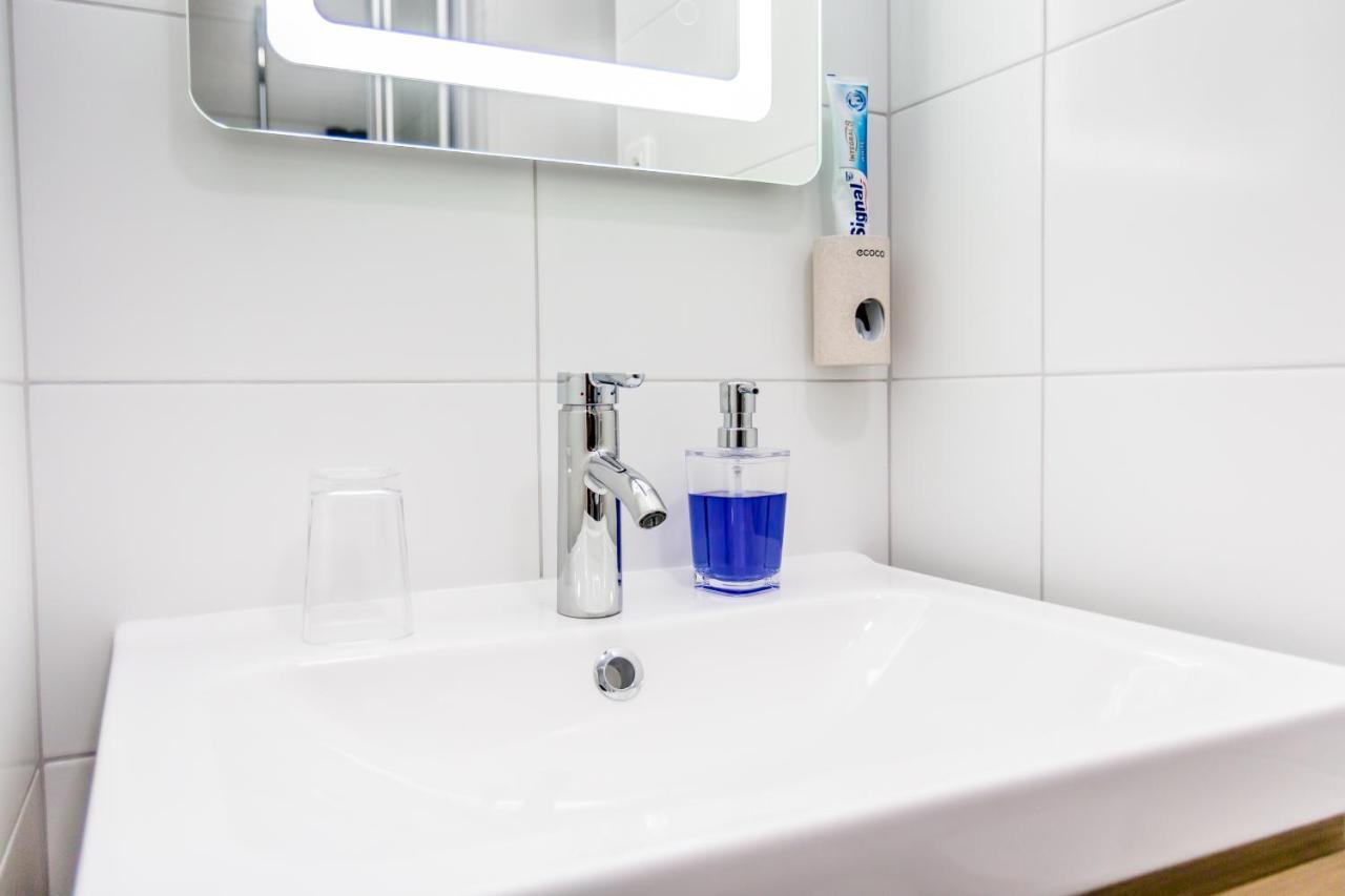 D&E Paris-Disney: 5-Bedroom Holiday Apartment with Netflix Champs-Sur-Marne Exterior photo